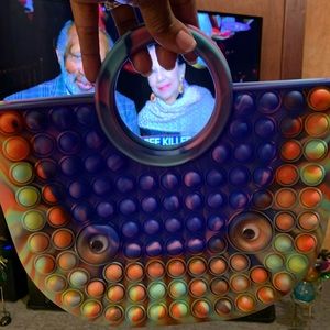 Large Popit purse and FREE silicone keychain